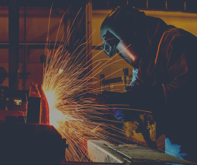 Chaudronnier en France : Un métier au cœur de l’histoire industrielle