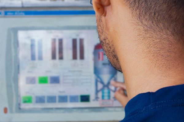 Électromécanicien nucléaire : missions, certifications et offres d’emploi